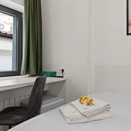 Apartamento Little In Old Town Bucarest